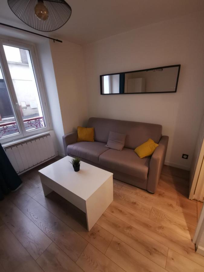 Appartement Au Coeur De La Ville De Taverny Exteriér fotografie